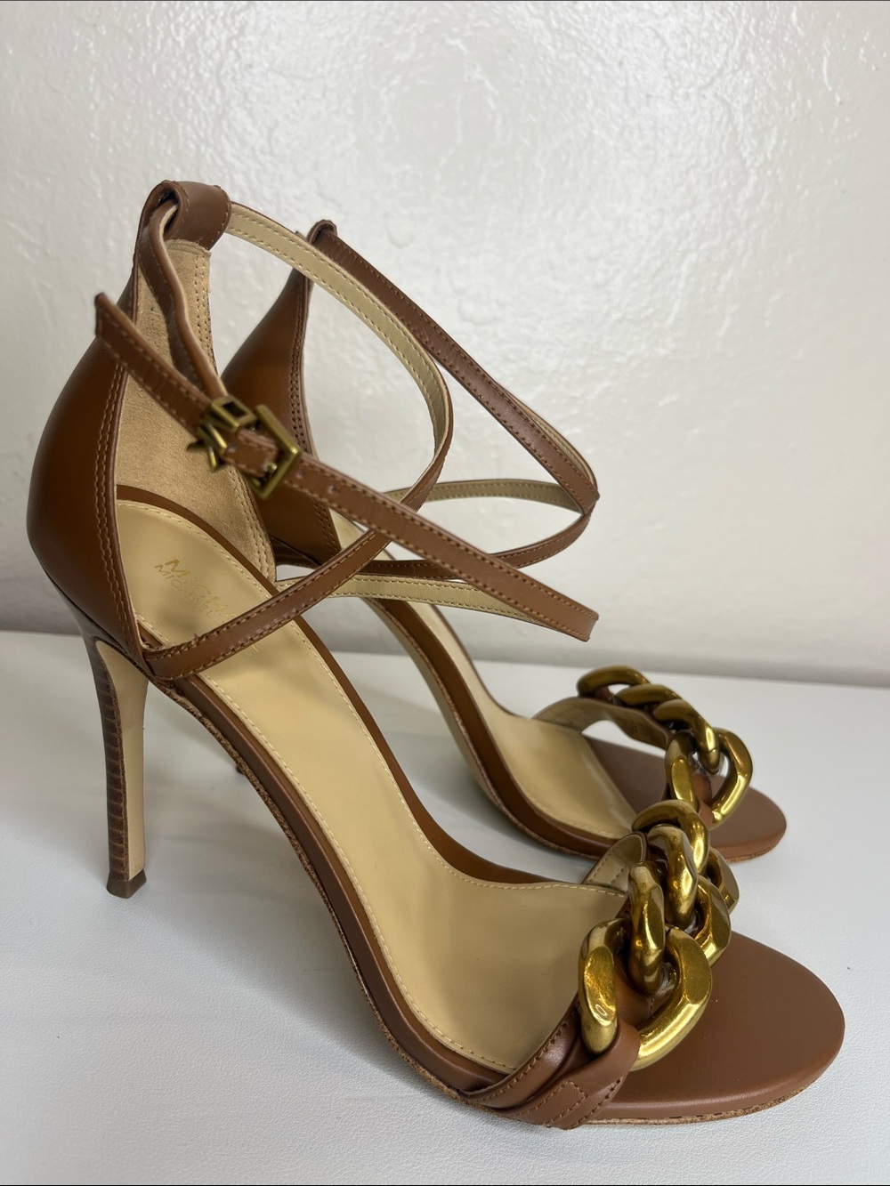 NEW MICHAEL Michael Kors Brown Leather Chain-Detail Ankle-Strap Heels